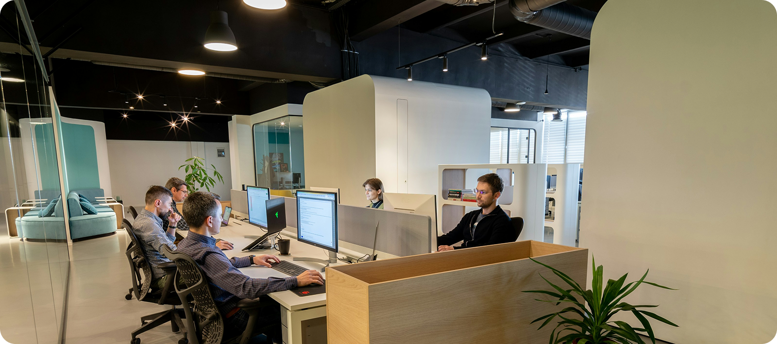 Photo illustrating custom web design for lawyers 6